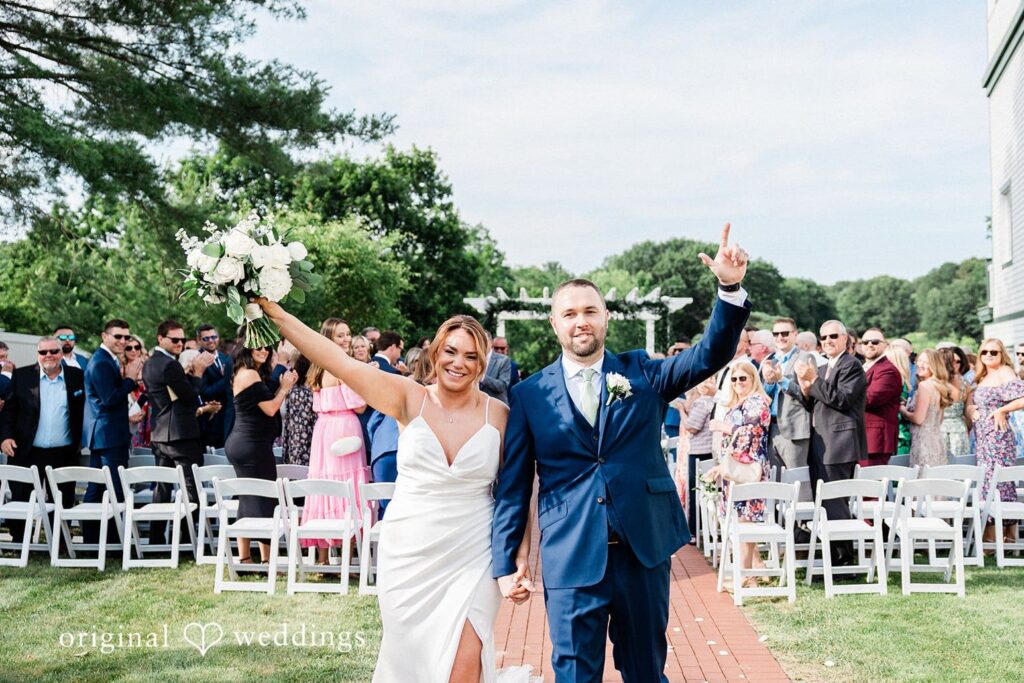 Ferncroft Country Club Wedding // Justina & Bryan -