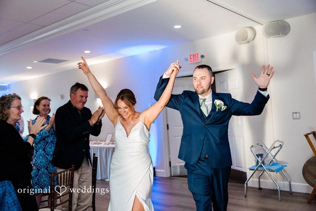 Ferncroft Country Club Wedding // Justina & Bryan -