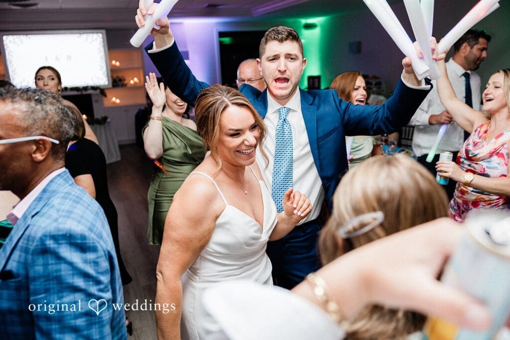 Ferncroft Country Club Wedding // Justina & Bryan -