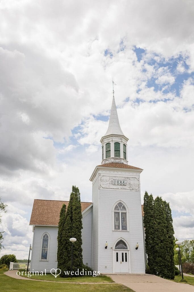 Historic Woodside Church Wedding // LeAnn & Clayton -