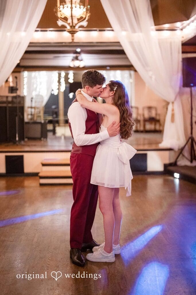 Imperia Lake Union Wedding // Amanda & Jacob -