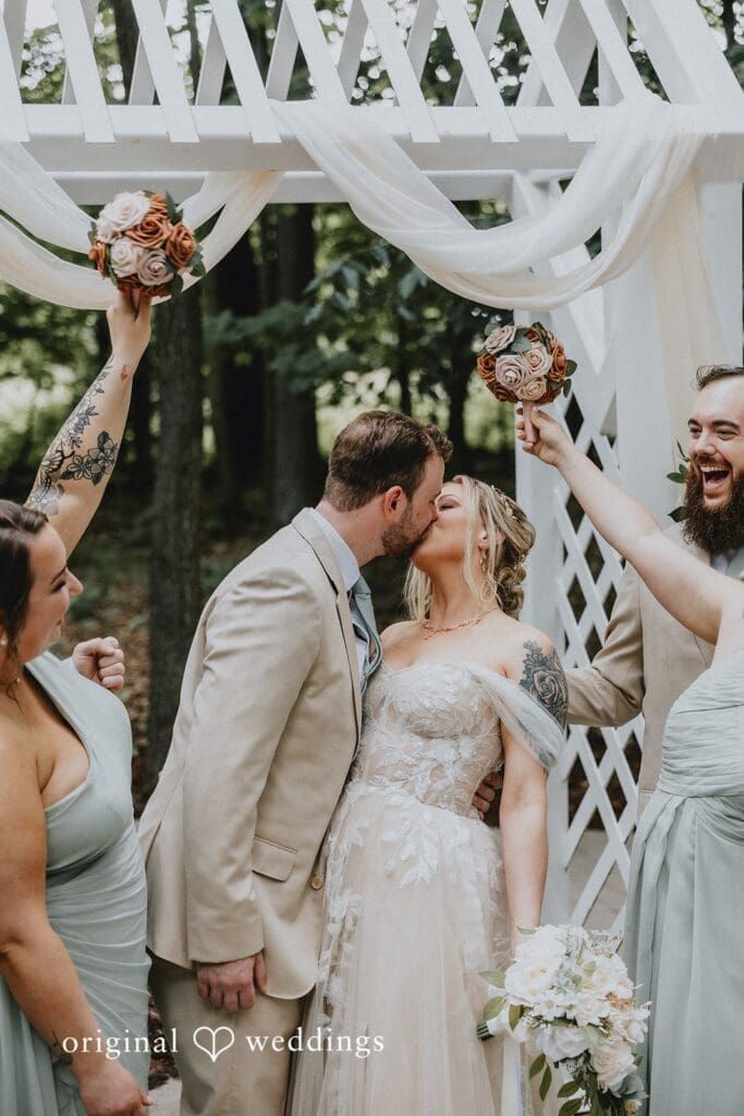 Best Cleveland Wedding Venues for Gorgeous Wedding Photos and Video -