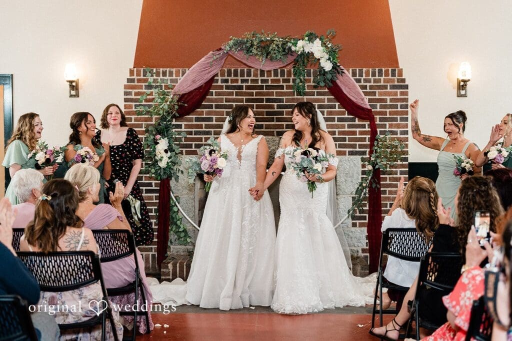 Minnesota Landscape Arboretum Wedding // Amanda & Stacia -