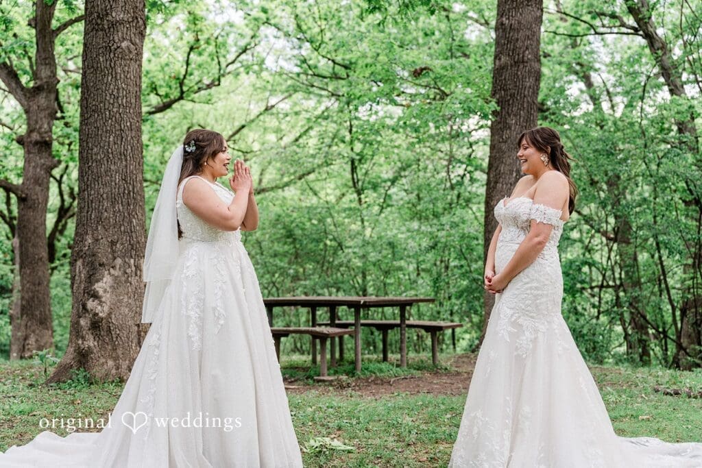 Minnesota Landscape Arboretum Wedding // Amanda & Stacia -