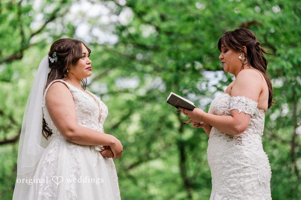 Minnesota Landscape Arboretum Wedding // Amanda & Stacia -