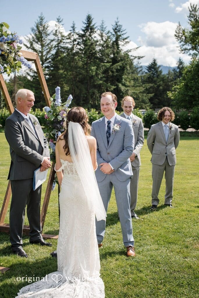 North Fork Farm Wedding // Holly & James -