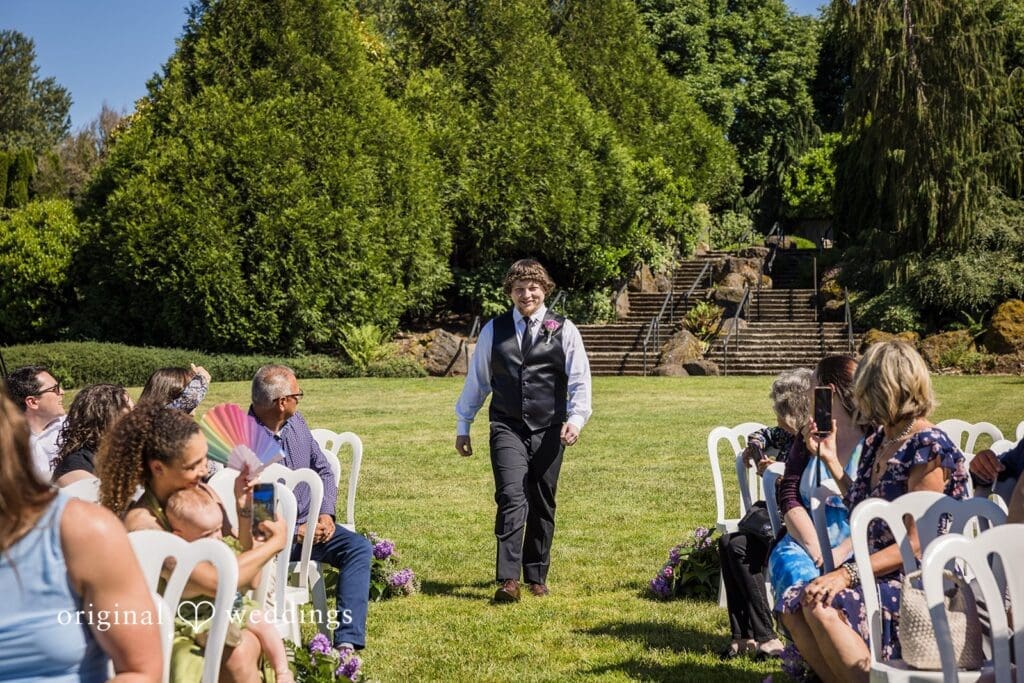 Oregon Garden Wedding // Karen & Brandon -