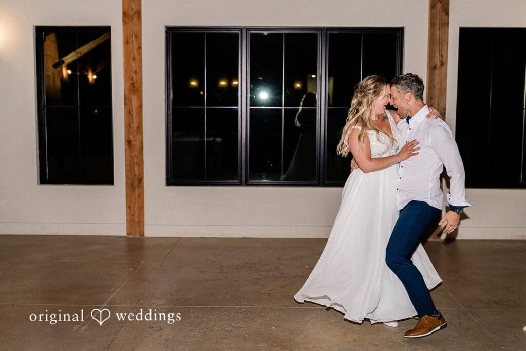 Revel Run Wedding // Elena & Jordan -