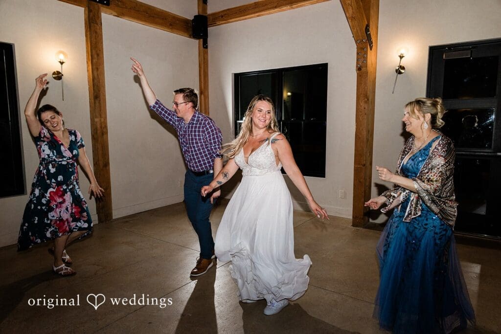 Revel Run Wedding // Elena & Jordan -