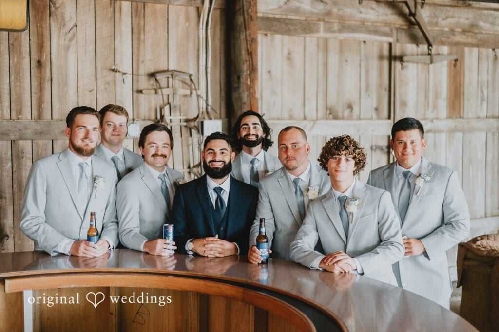 Robin Hill Farm and Vineyard Wedding // Alexis & Jonathan -