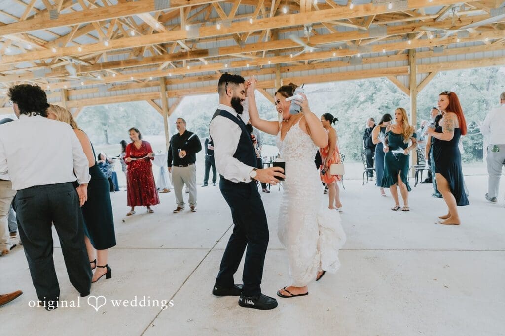 Robin Hill Farm and Vineyard Wedding // Alexis & Jonathan -