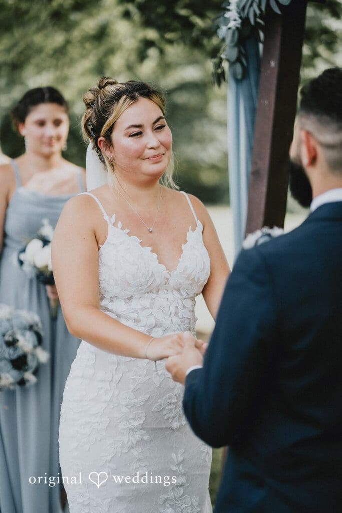 Robin Hill Farm and Vineyard Wedding // Alexis & Jonathan -