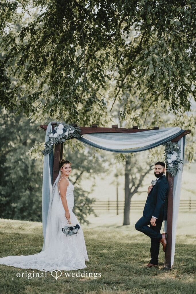 Robin Hill Farm and Vineyard Wedding // Alexis & Jonathan -