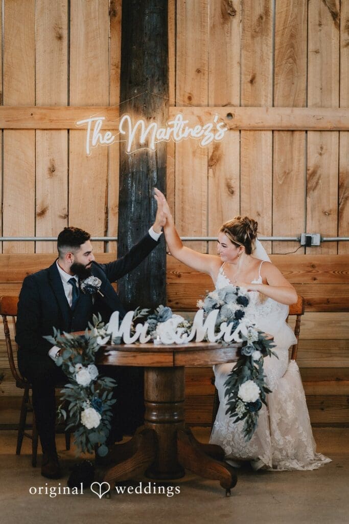 Robin Hill Farm and Vineyard Wedding // Alexis & Jonathan -