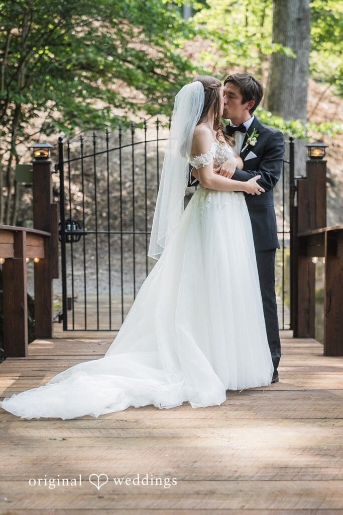 Rocky's Lake Estate Wedding // Molly & Josh -