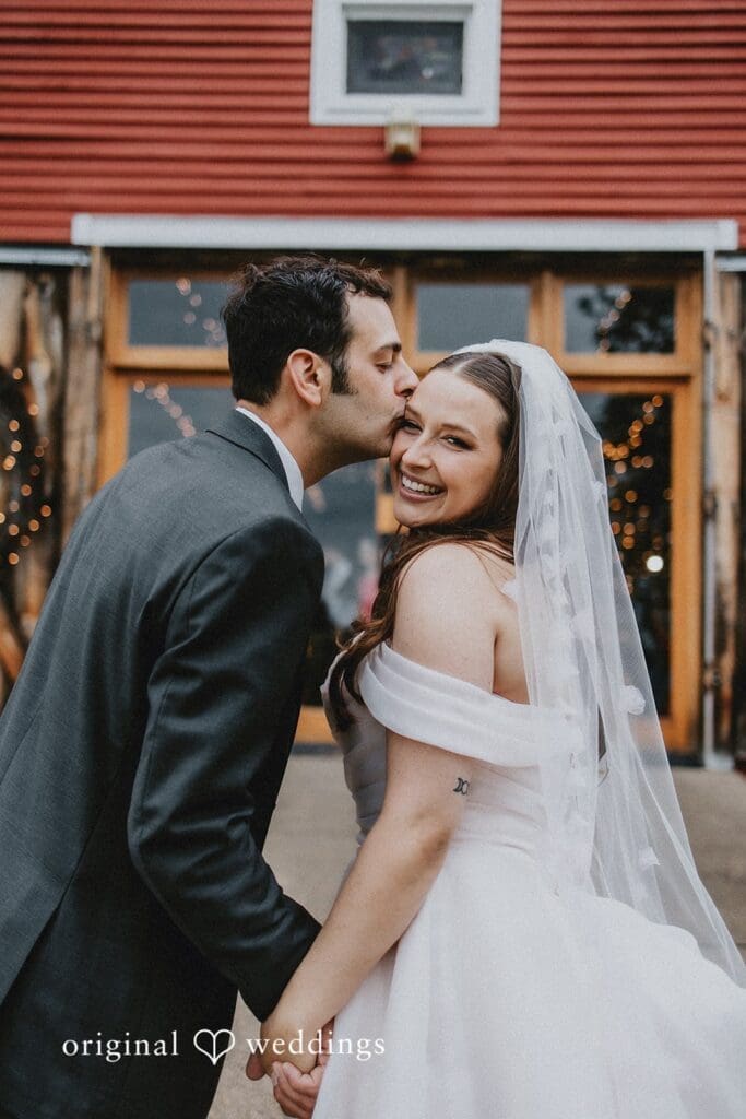 Smith Barn Brooksby Farm Wedding // Victoria & Mark -