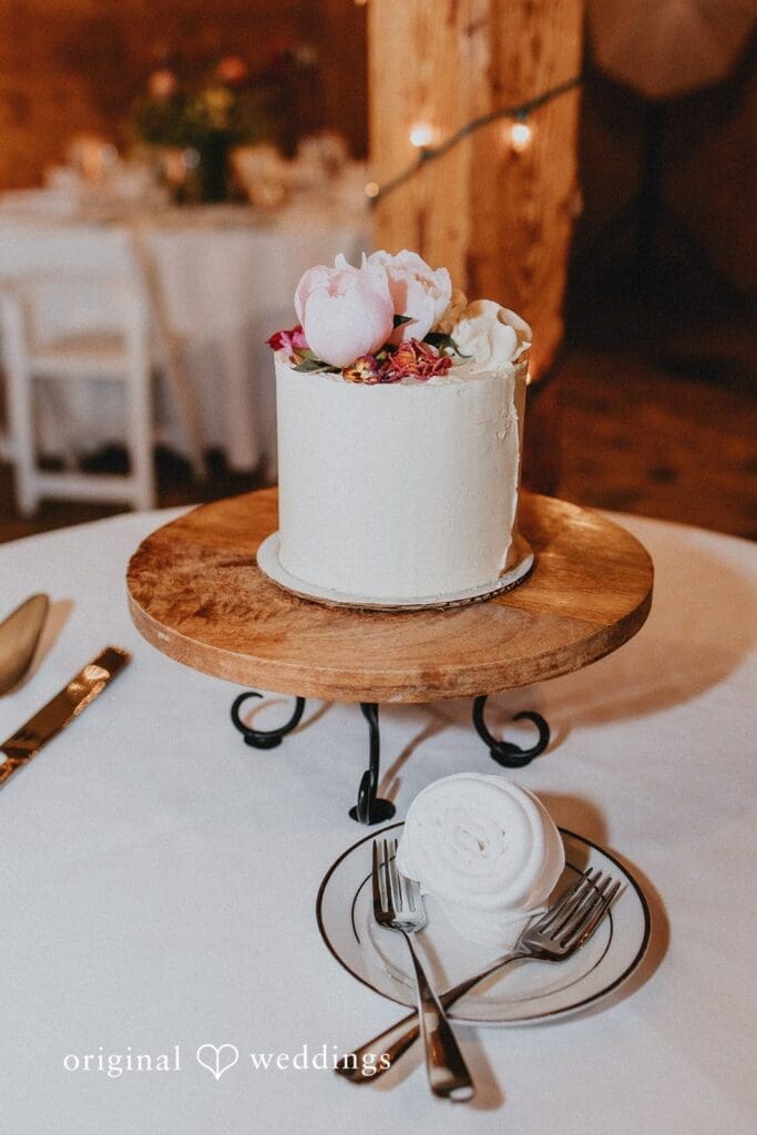 Smith Barn Brooksby Farm Wedding // Victoria & Mark -