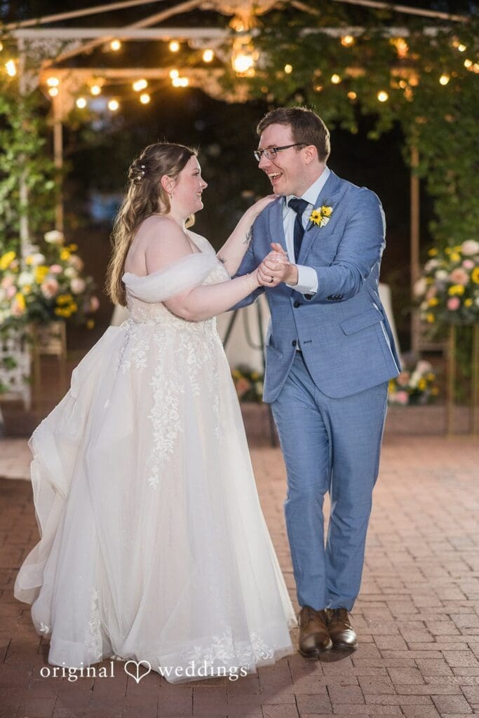 Kennedy + Chantz Stonebridge Manor Wedding // Kennedy & Chantz -