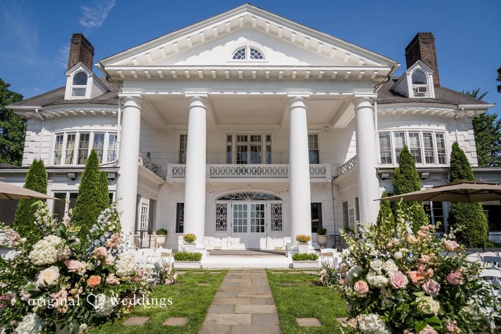 The Briarcliff Manor Wedding // Meagan & Matthew -