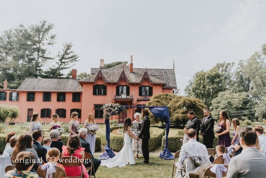 The Roseland Cottage Wedding // Erica & Stephen -