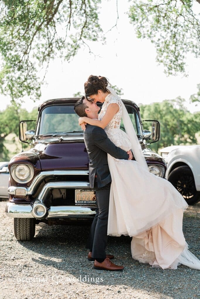 The Stone Barn Winery Wedding // Emerson & Caleb -