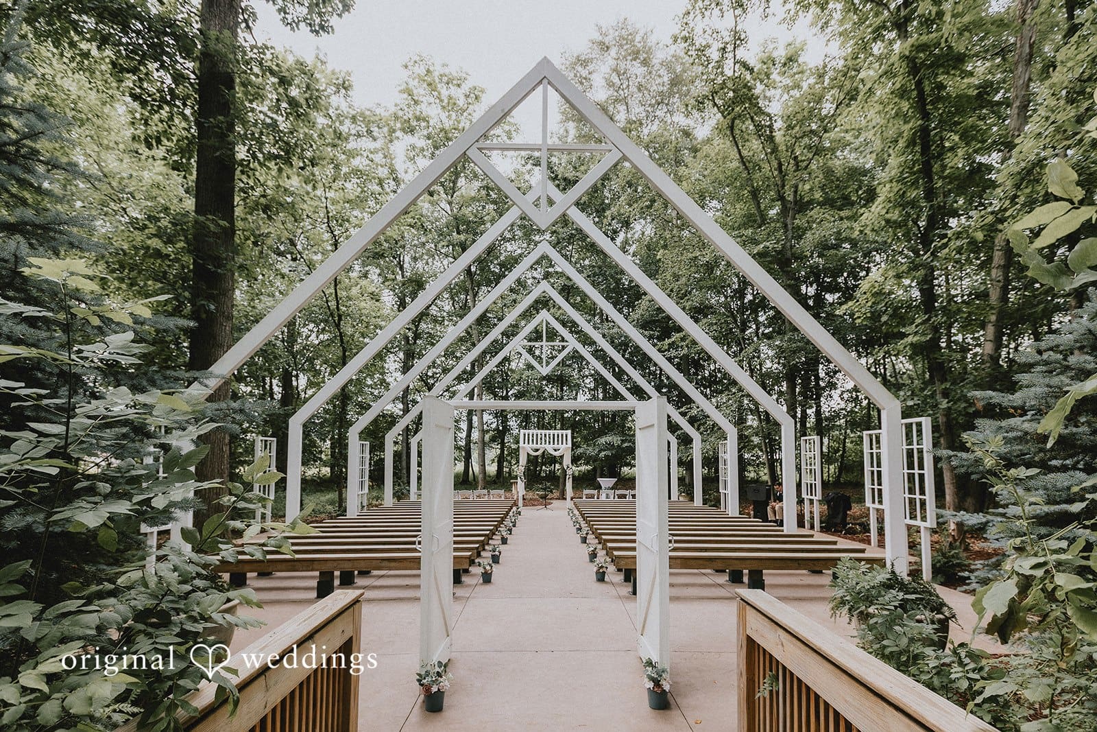 Waters Edge Vineyard Wedding // Leah & Sean -
