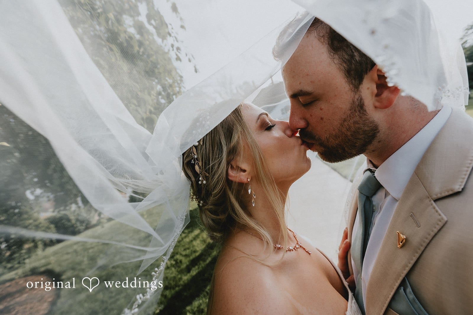 Waters Edge Vineyard Wedding // Leah & Sean -