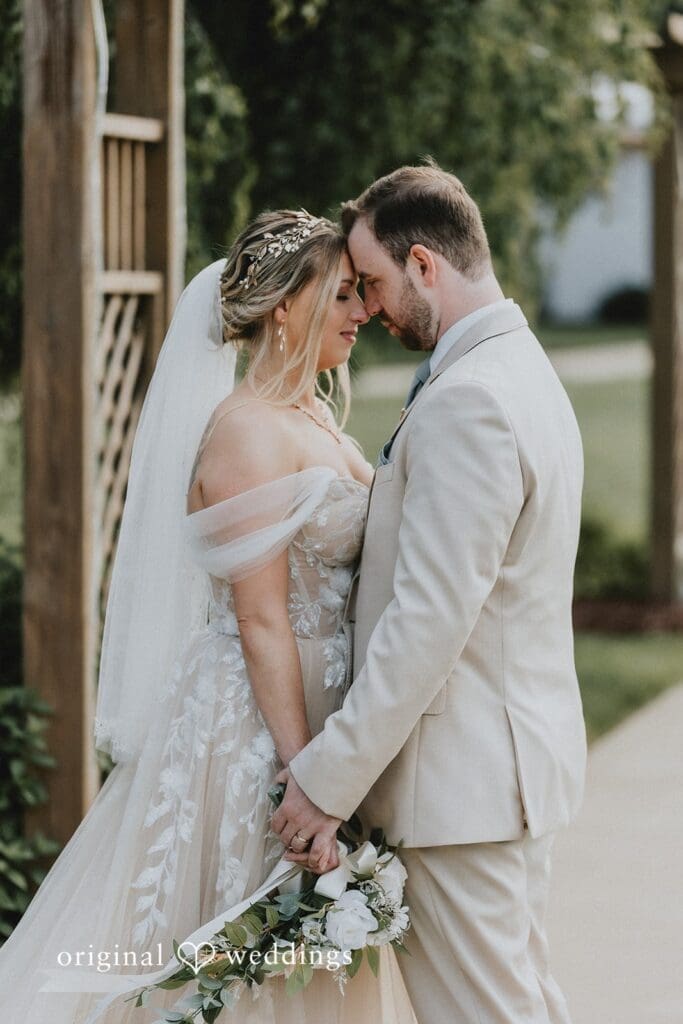 Waters Edge Vineyard Wedding // Leah & Sean -