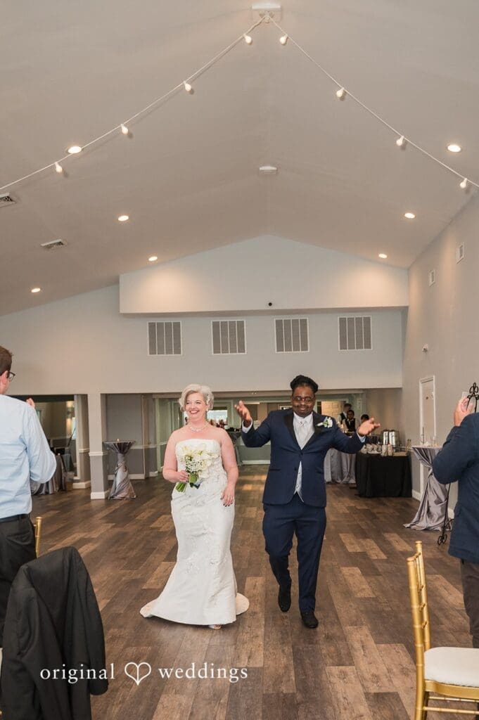 Anchor Inn Wedding // Jane & Shawn -