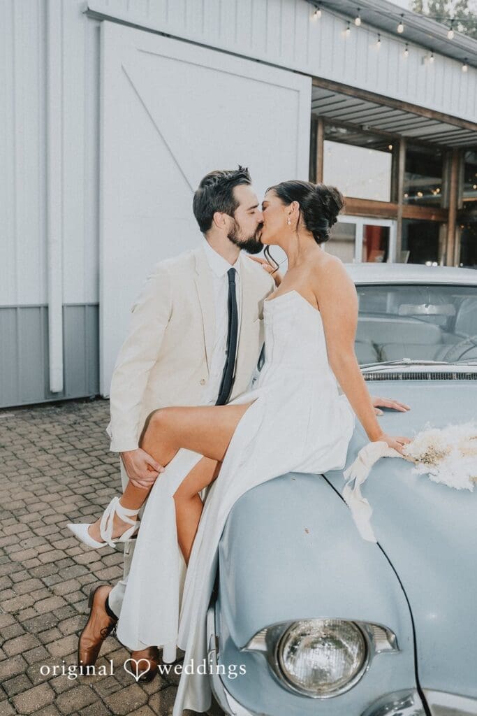 Boxed and Burlap Wedding // Chandler & Parker -