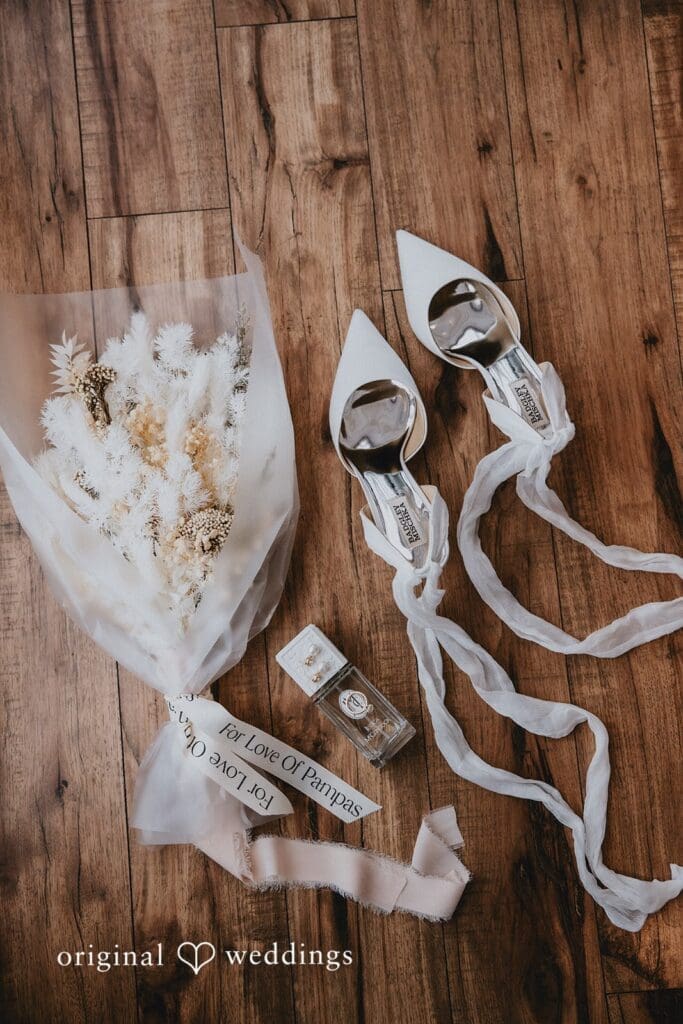 Boxed and Burlap Wedding // Chandler & Parker -