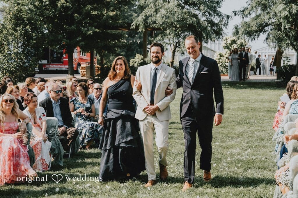 Boxed and Burlap Wedding // Chandler & Parker -