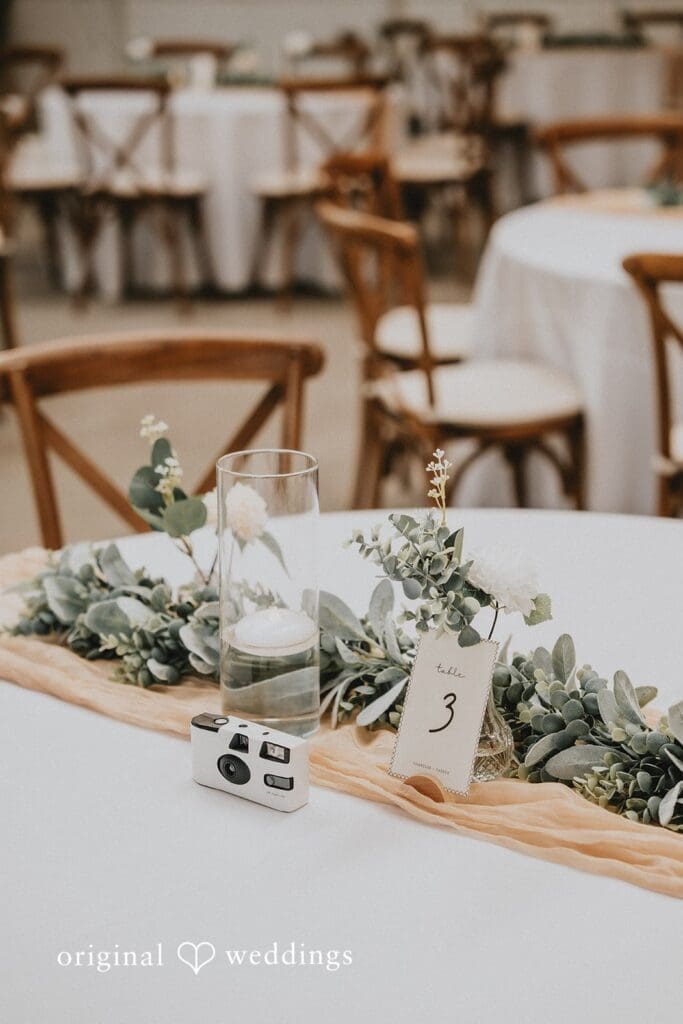 Boxed and Burlap Wedding // Chandler & Parker -