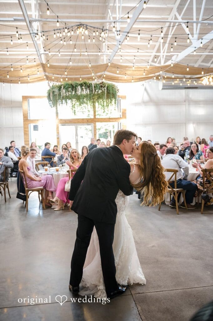 Boxed and Burlap Wedding // Megan & Matthew -