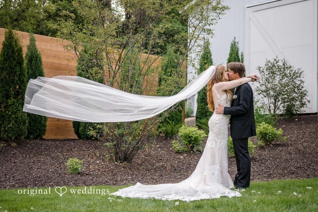 Boxed and Burlap Wedding // Megan & Matthew -
