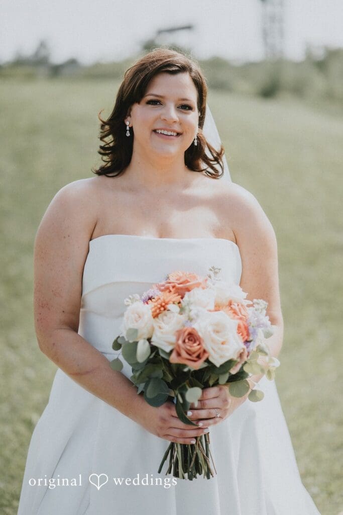 Franklin + Anna Bridgeport Art Center Wedding // Anna & Franklin -