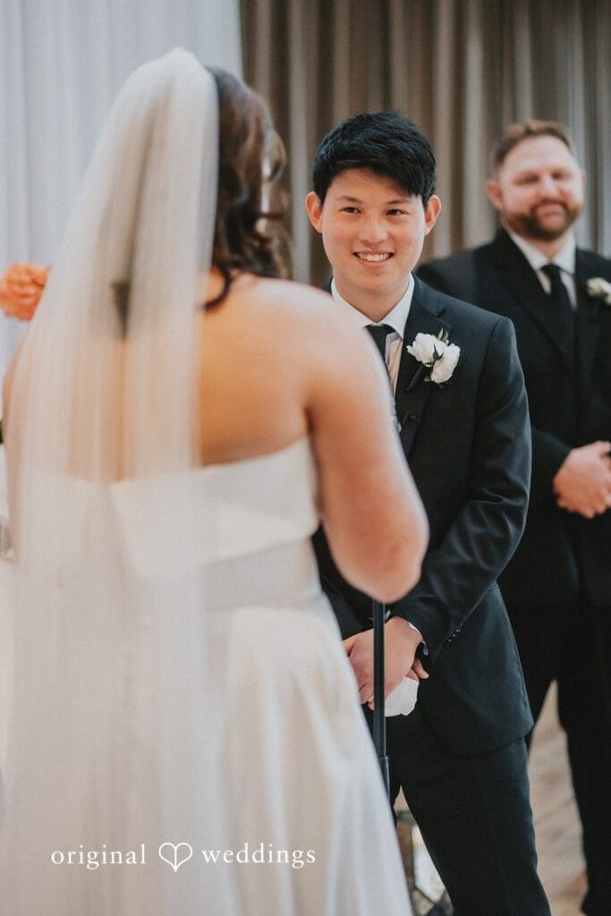 Franklin + Anna Bridgeport Art Center Wedding // Anna & Franklin -