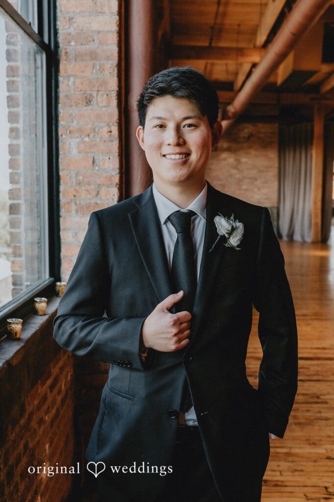 Franklin + Anna Bridgeport Art Center Wedding // Anna & Franklin -