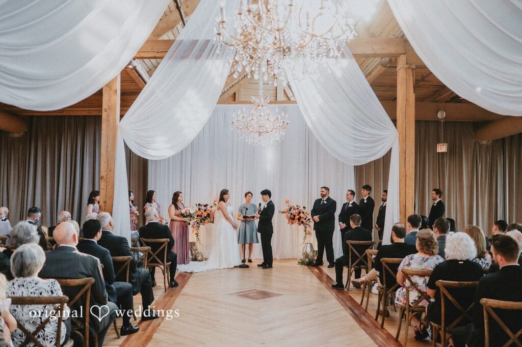 Franklin + Anna Bridgeport Art Center Wedding // Anna & Franklin -