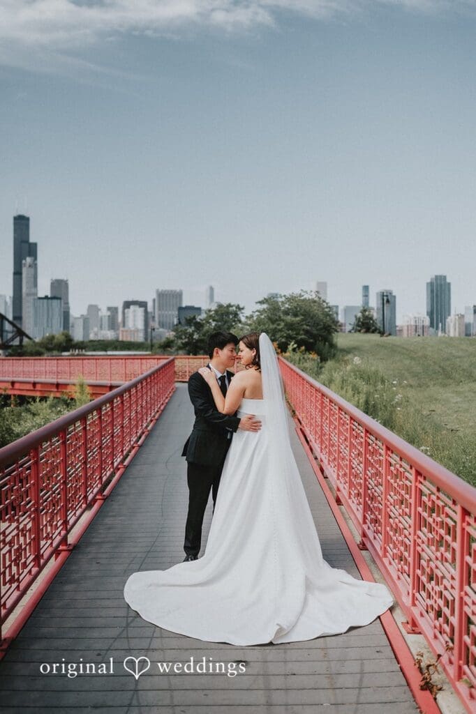 Franklin + Anna Bridgeport Art Center Wedding // Anna & Franklin -