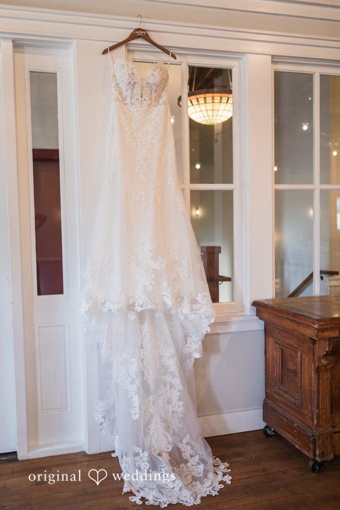 Cannon River Winery Wedding // Courtney & Ross -