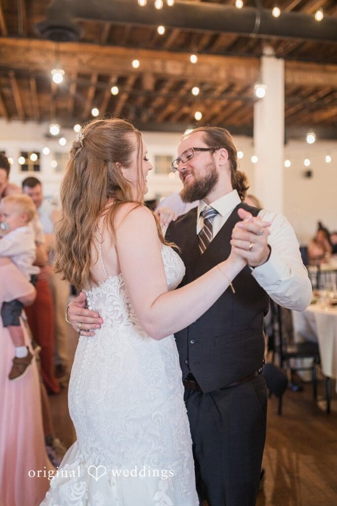 Cannon River Winery Wedding // Courtney & Ross -