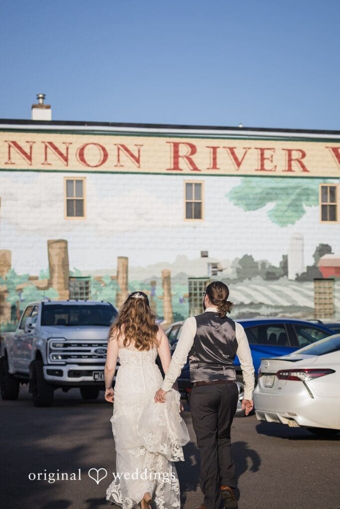 Cannon River Winery Wedding // Courtney & Ross -