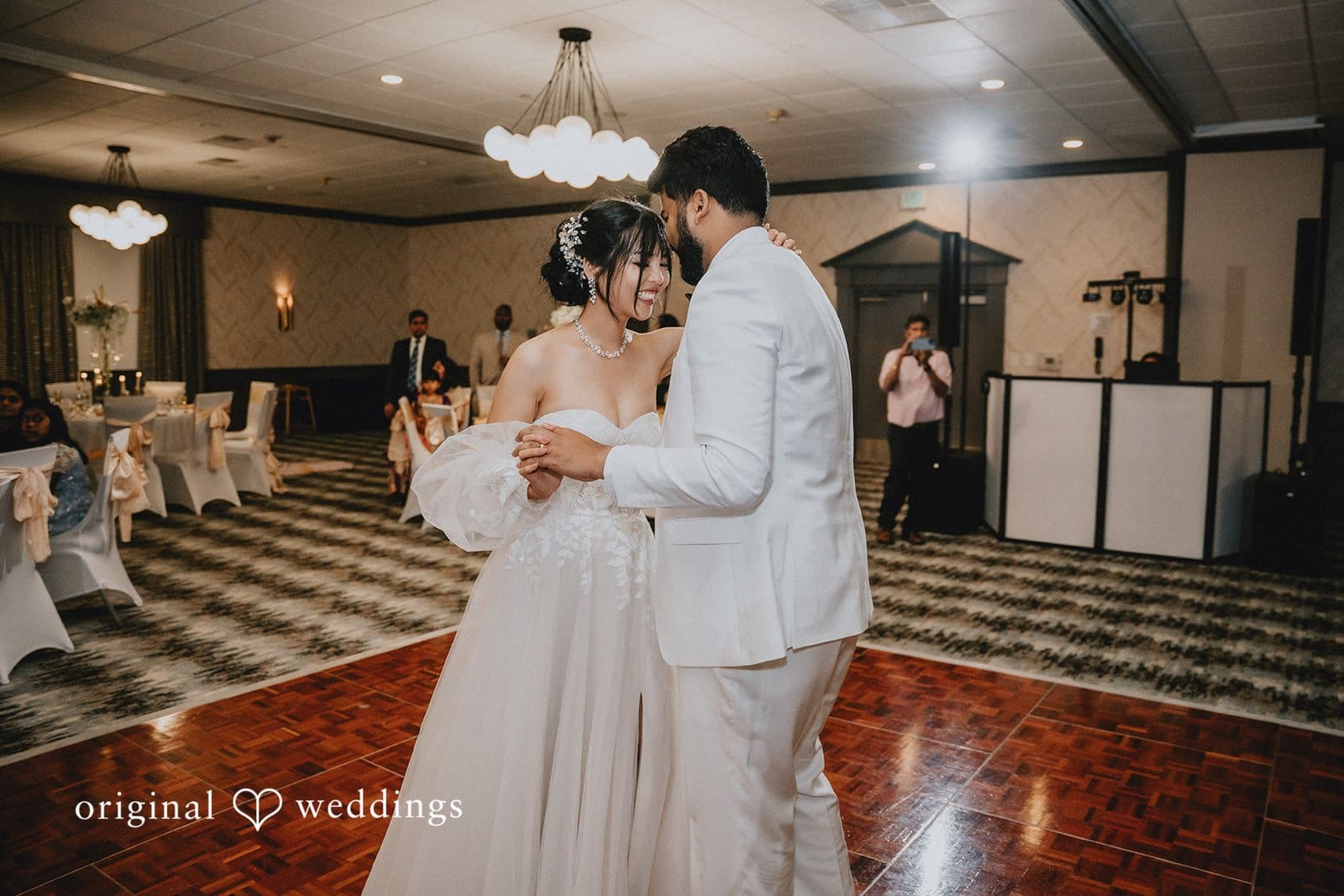 DoubleTree By Hilton Hotel Wilmington Wedding // Jenny & Joshua -