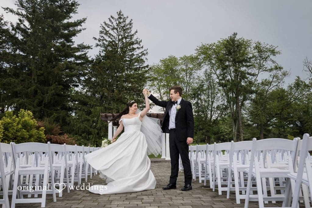 Downingtown Country Club Wedding // Carter & Dakota -