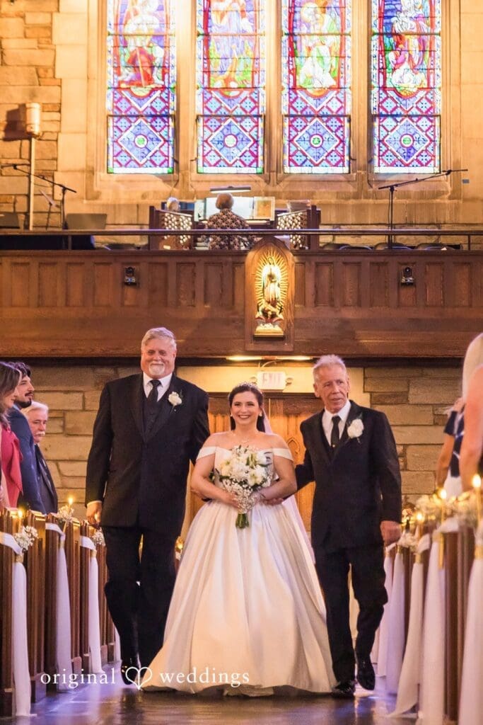 Downingtown Country Club Wedding // Carter & Dakota -