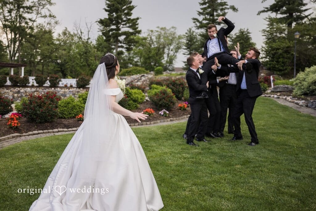 Downingtown Country Club Wedding // Carter & Dakota -