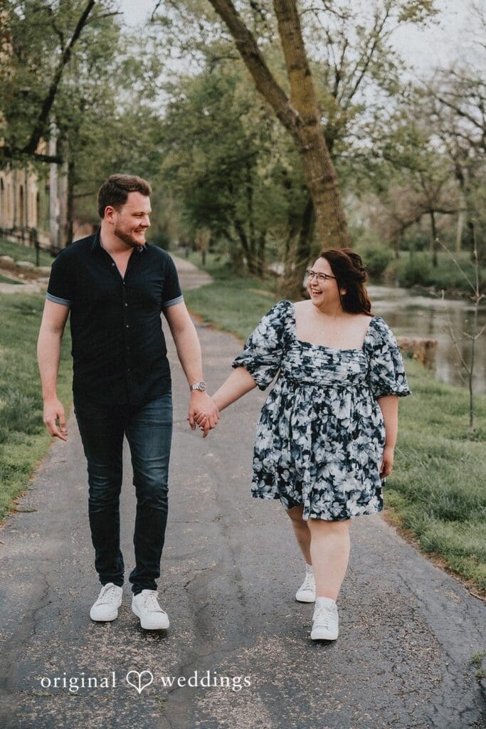 BEST Places for Engagement Photos in Chicago -