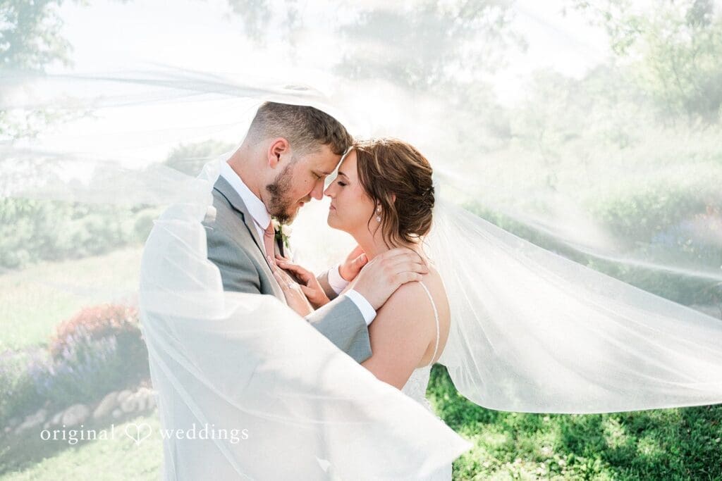 Jennifer + David Elderberry Manor Wedding // Jennifer & David -