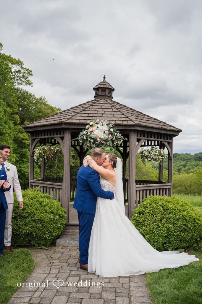 Fern Hill Barn Wedding // Isabelle & Ryan -